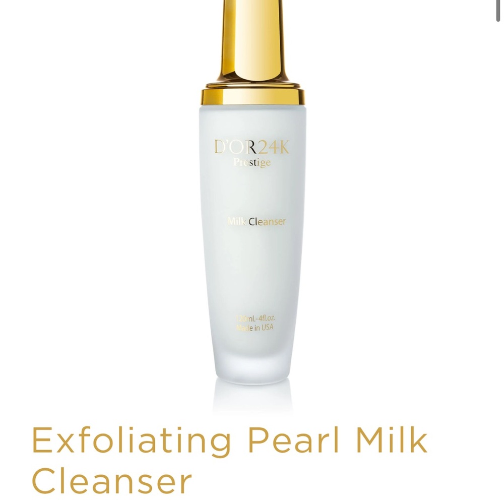 D'Or Skincare Exfoliating Pearl Milk Cleanser